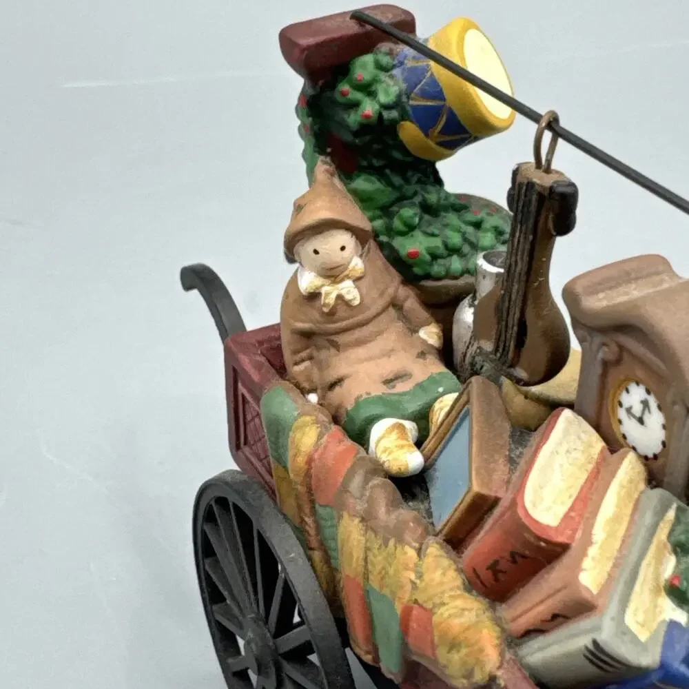 Department 56 Heritage collection Chelsea Market Curiosities Monger and Cart